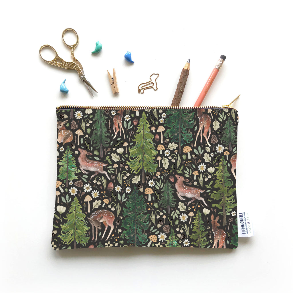 Deer woodland large pouch