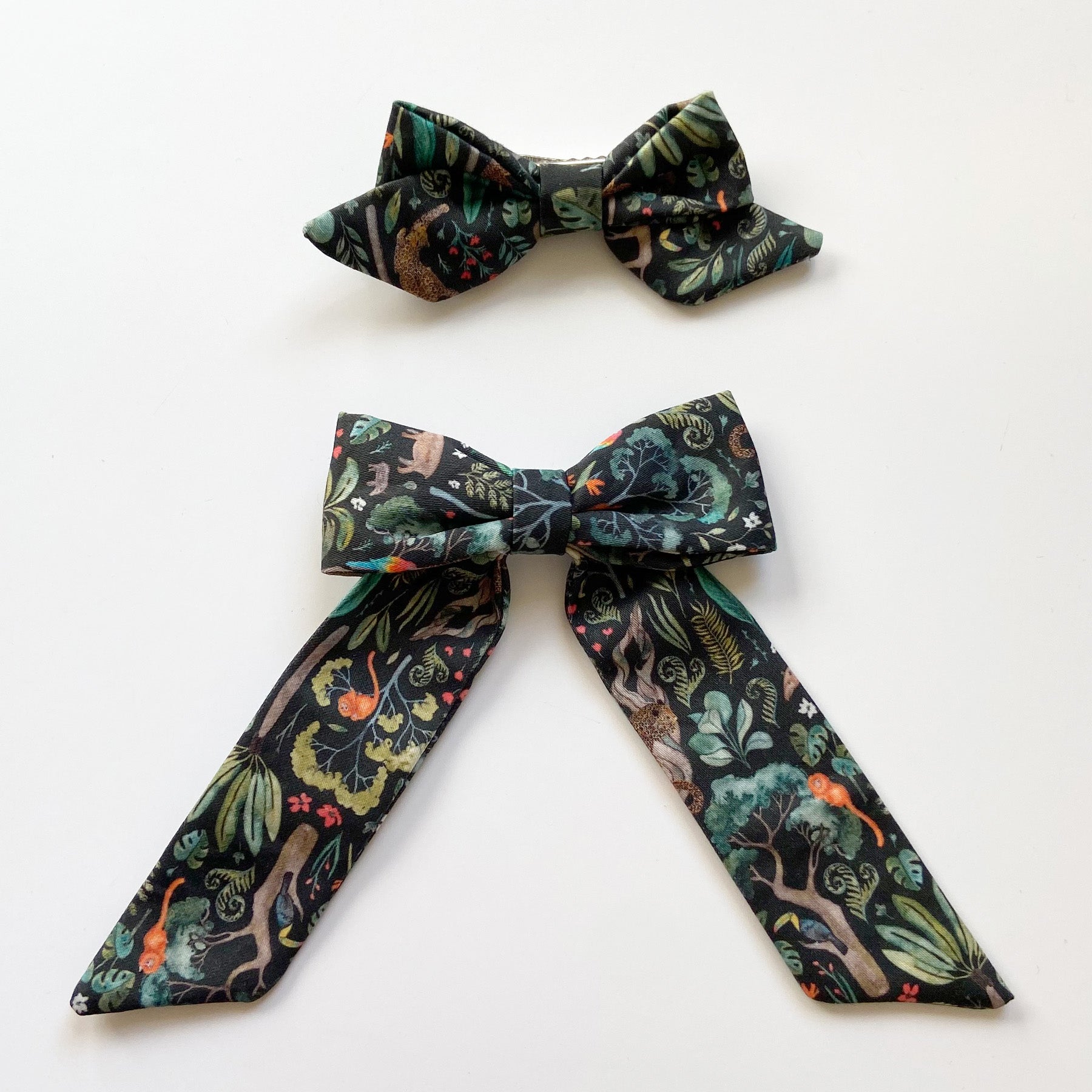 Blue tit dark - Hair Bow
