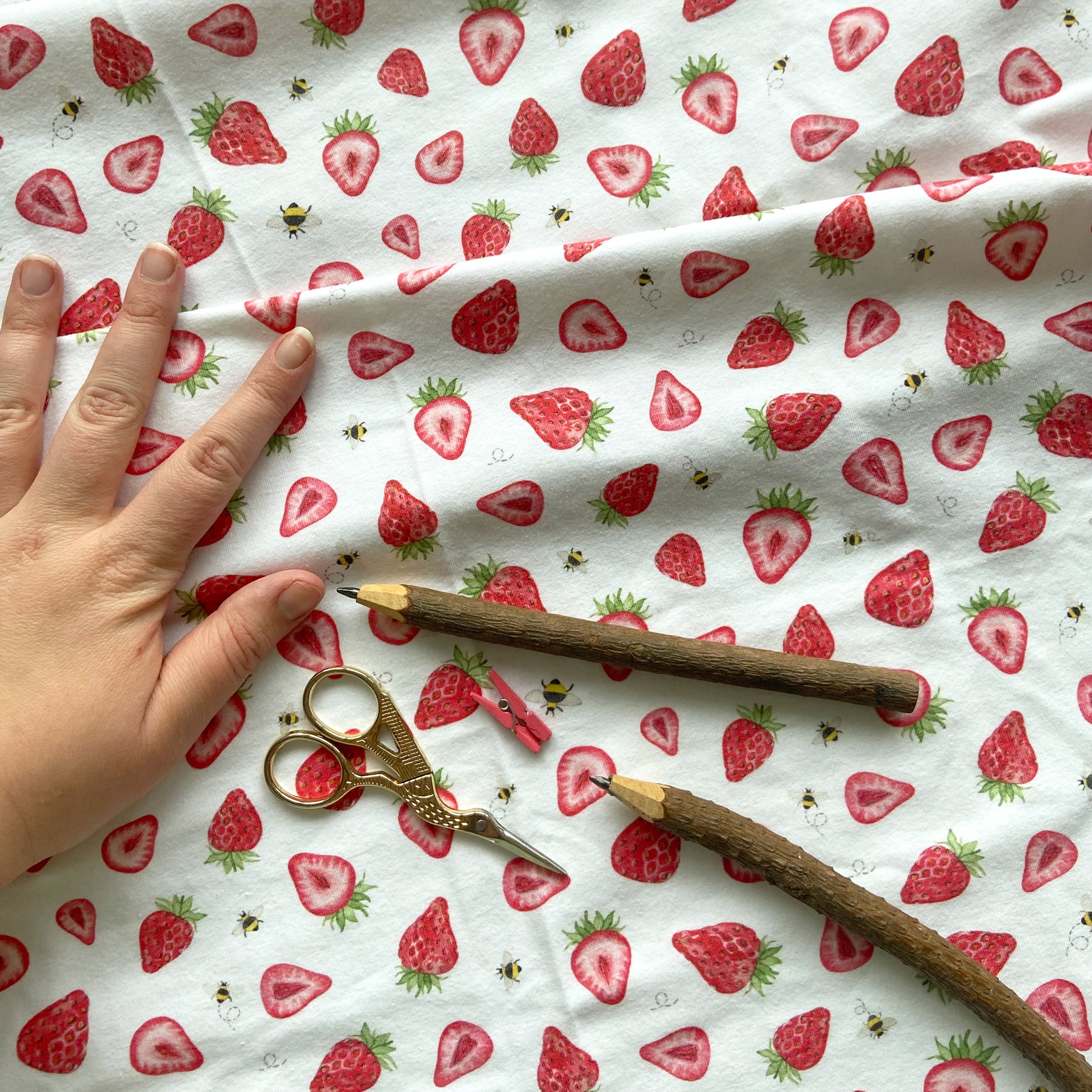 1m + small strawberry organic jersey fabric